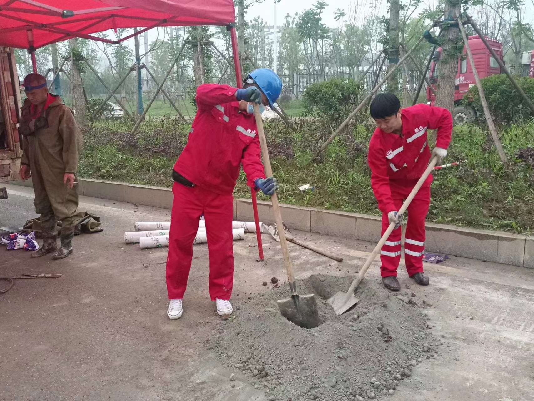 彭山管道疏通哪家好】及时进行市政管道清淤